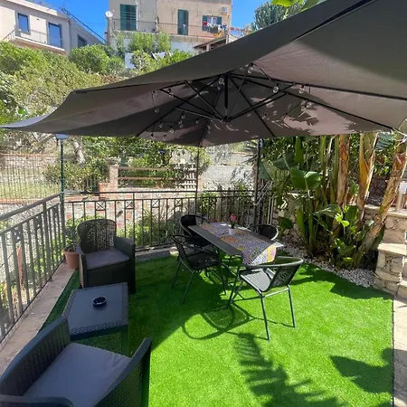 Adele Garden Taormine